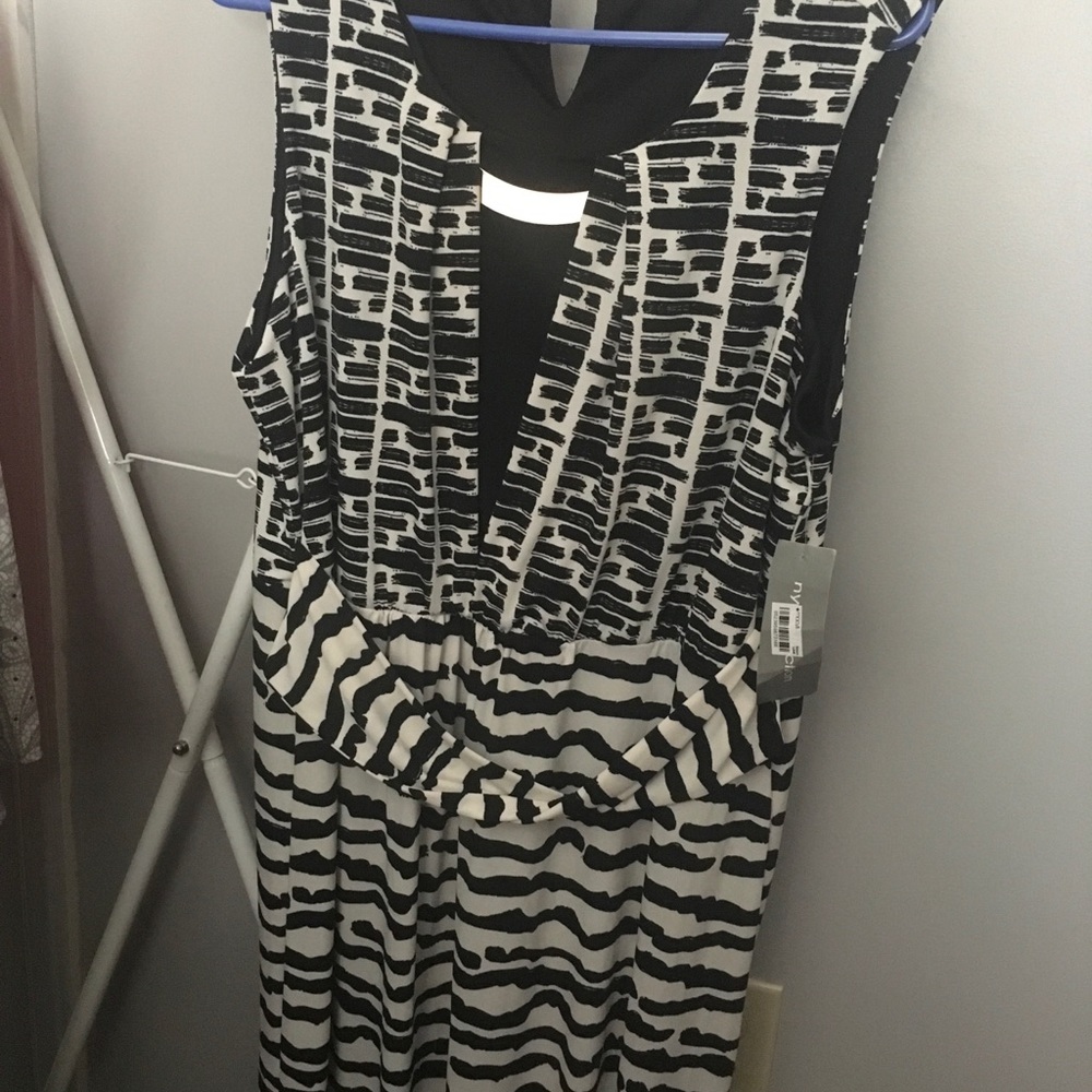 Long abstract print dress w gold accent neckline